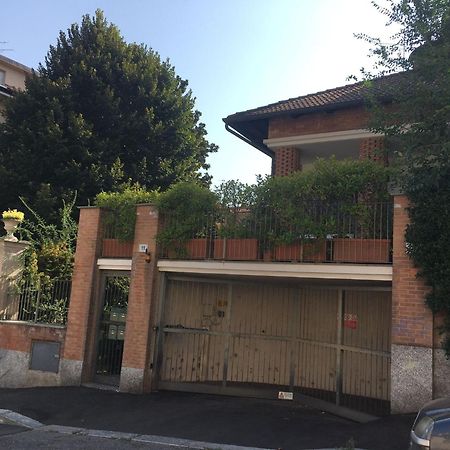 Appartamentino Autonomo Zona Gran Madre Di Dio Turin Extérieur photo